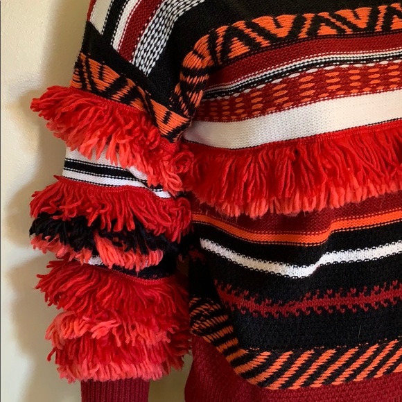 Haute Rogue Marissa Fringe sweater - Picture 2 of 3